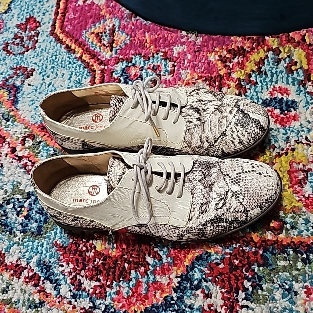 Marc Joseph Golf shoes 8.5